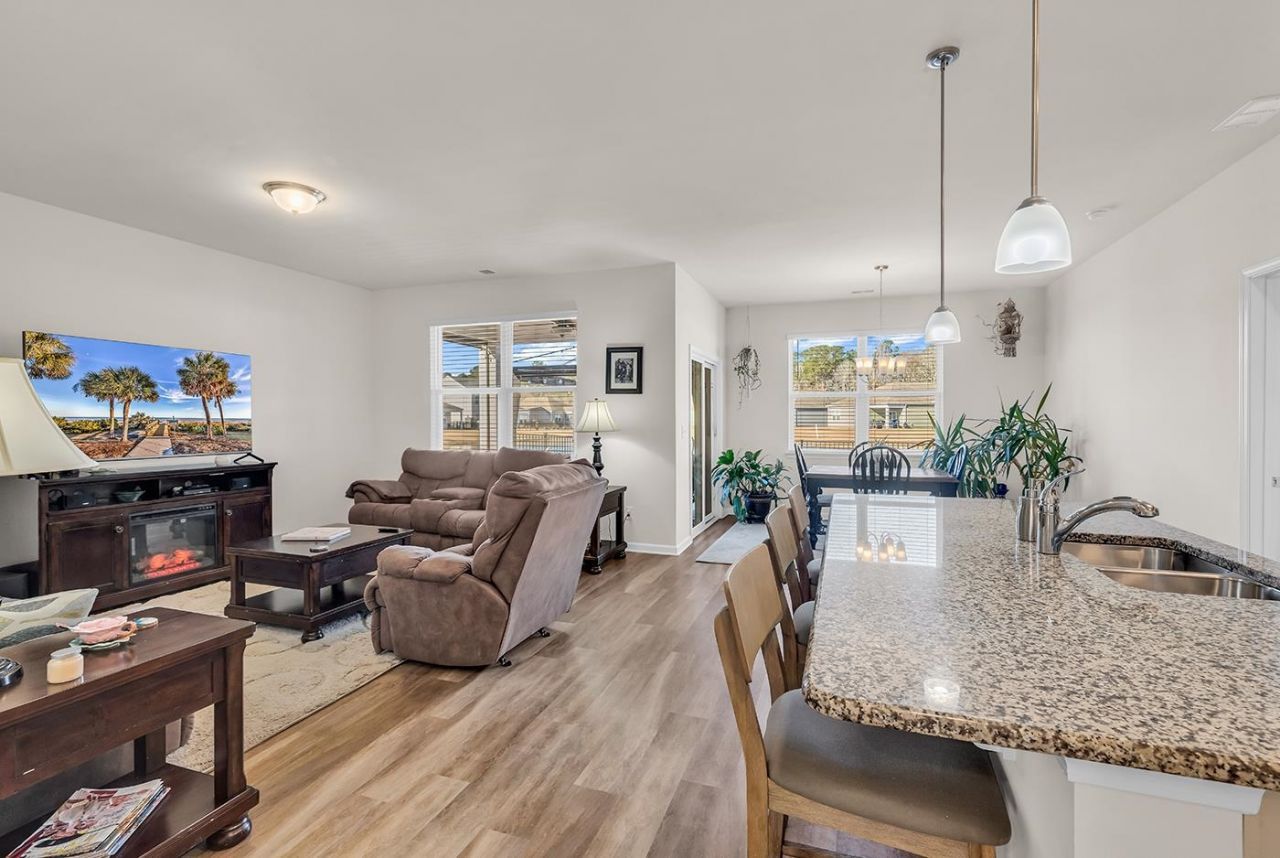 571 Affinity Dr. Photo 11