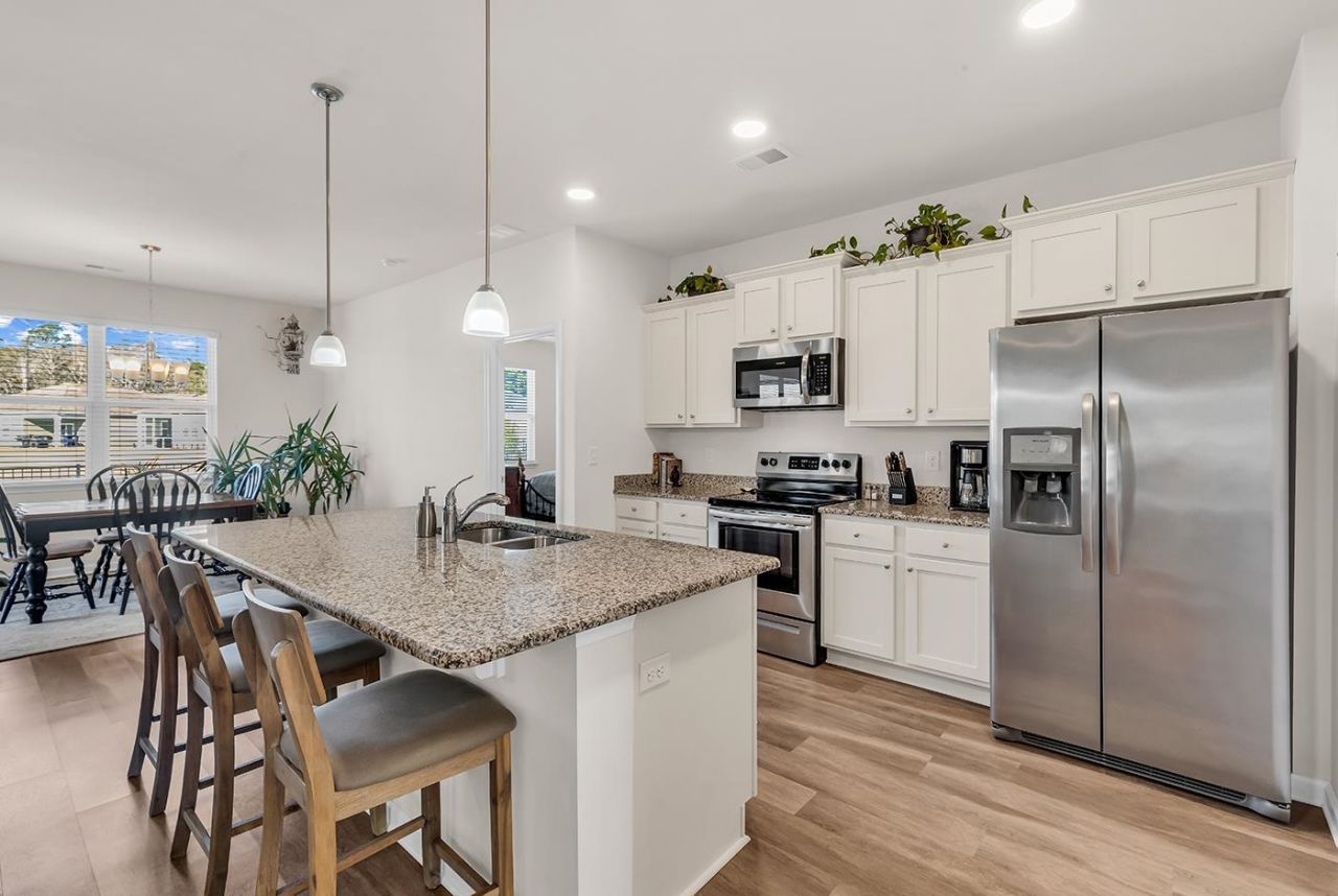 571 Affinity Dr. Photo 14