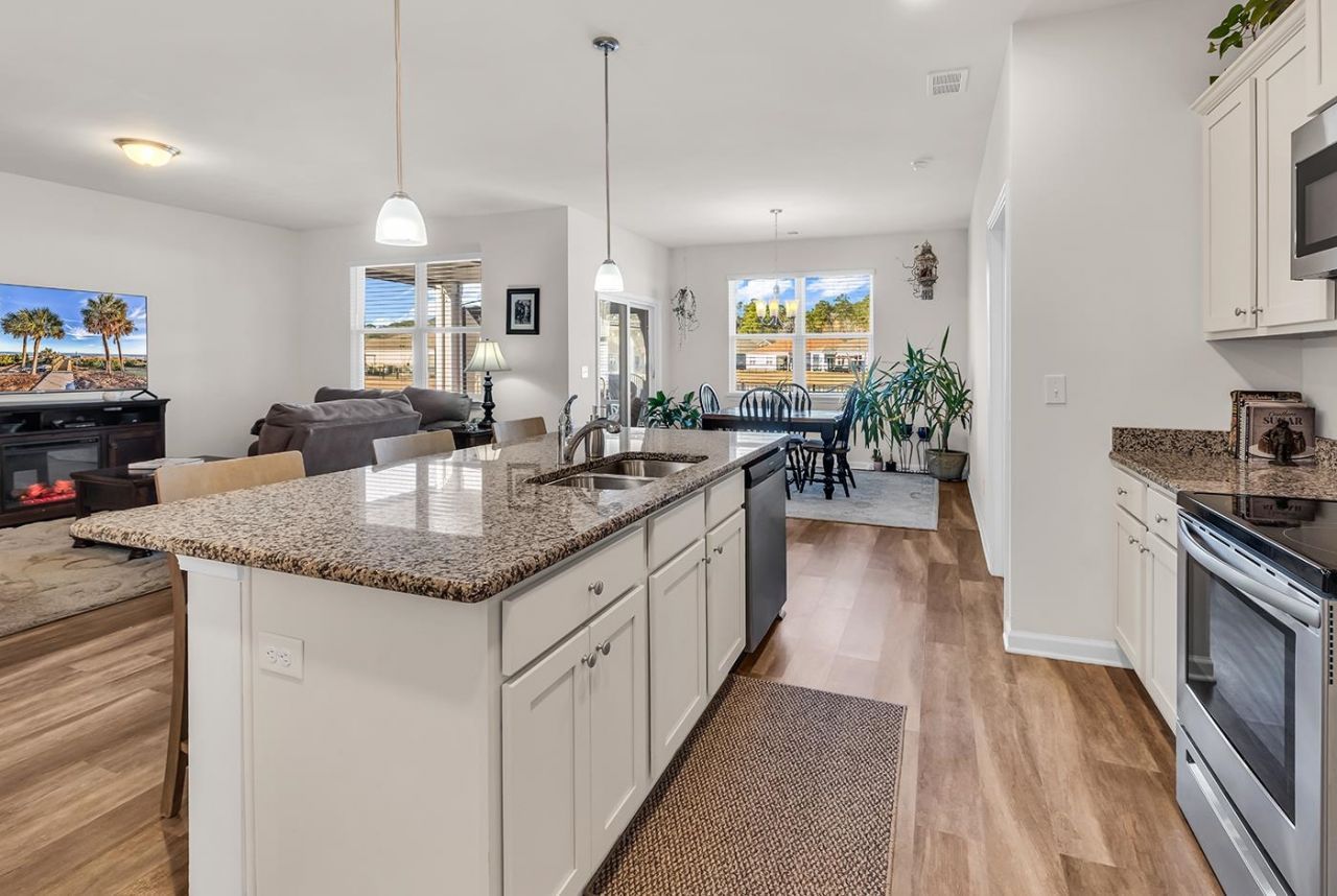 571 Affinity Dr. Photo 15