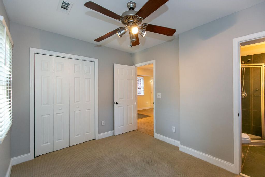 87 America Street Photo 11