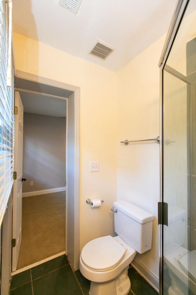 87 America Street Photo 13