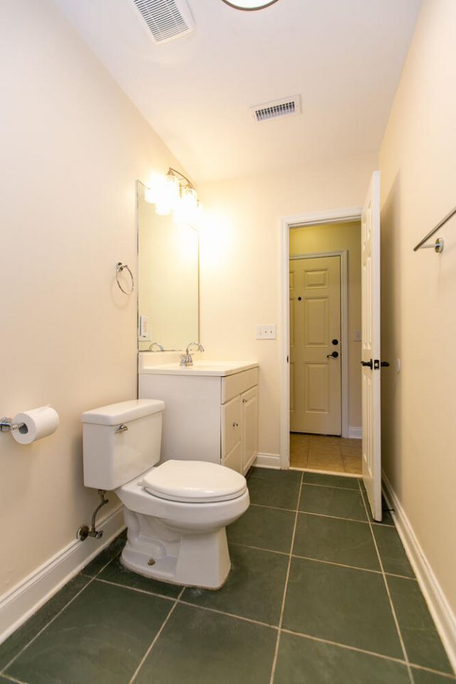 87 America Street Photo 15