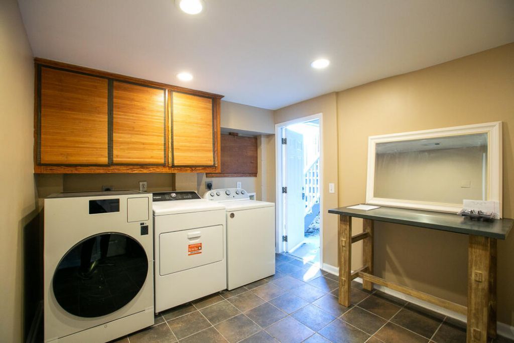 87 America Street Photo 18