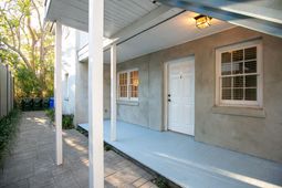 87 America Street photo 4