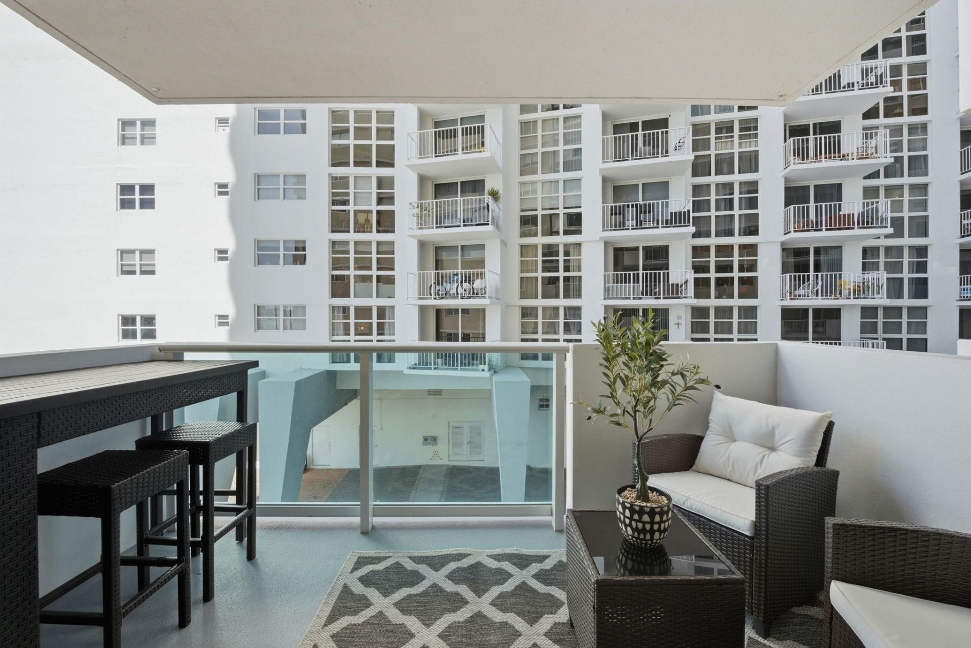 1200 West Avenue, Unit 324, Miami Beach, FL 33139 Photo