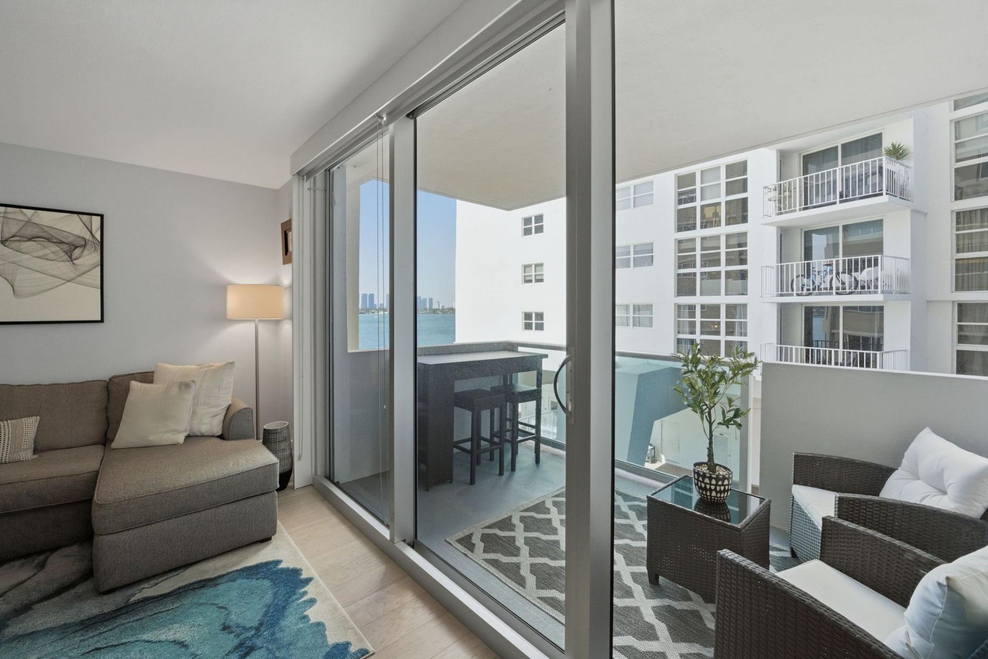 1200 West Avenue, Unit 324, Miami Beach, FL 33139 Photo