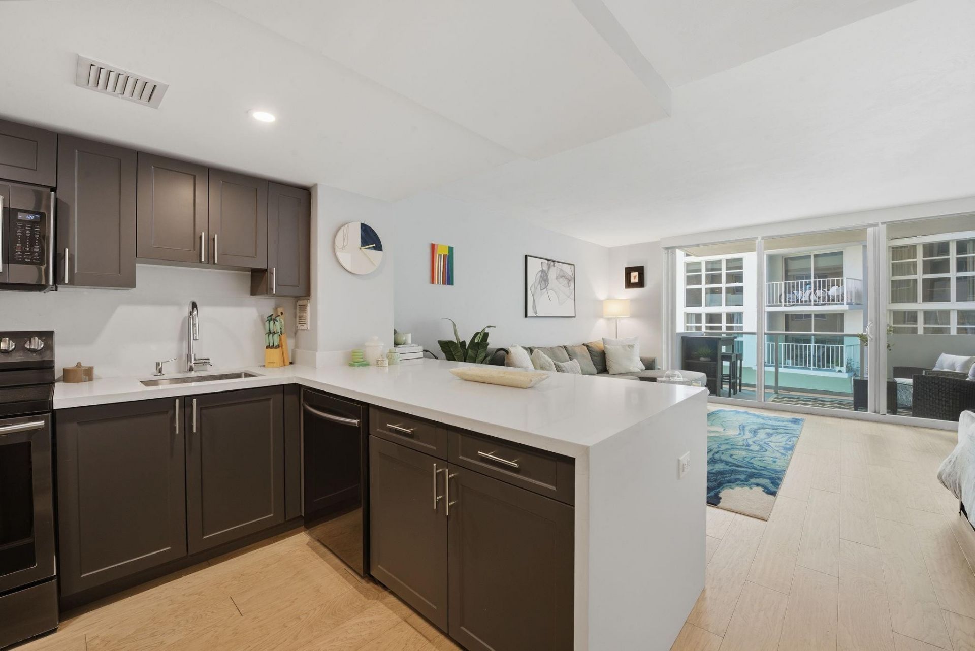 1200 West Avenue, Unit 324, Miami Beach, FL 33139 Photo