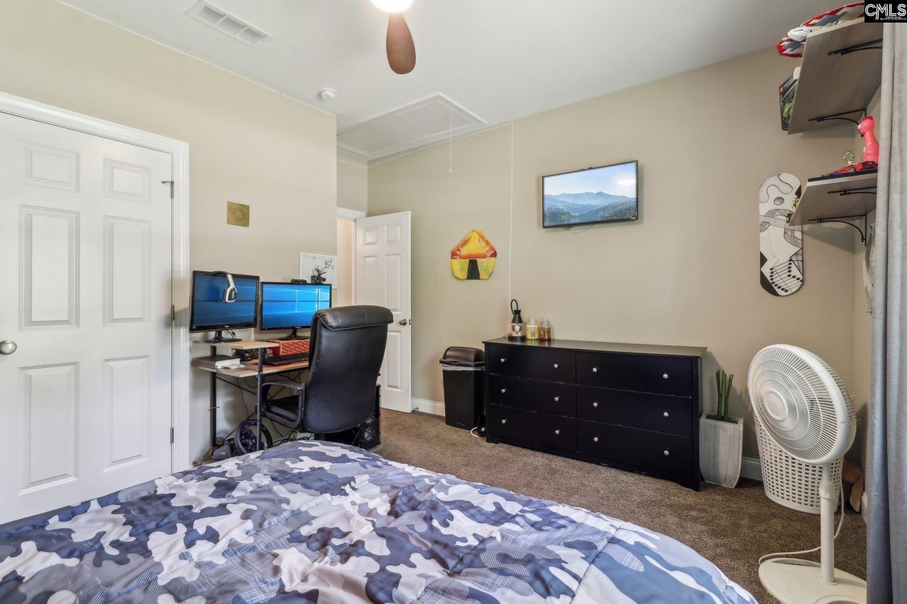 336 Lake Front Drive  Photo 17