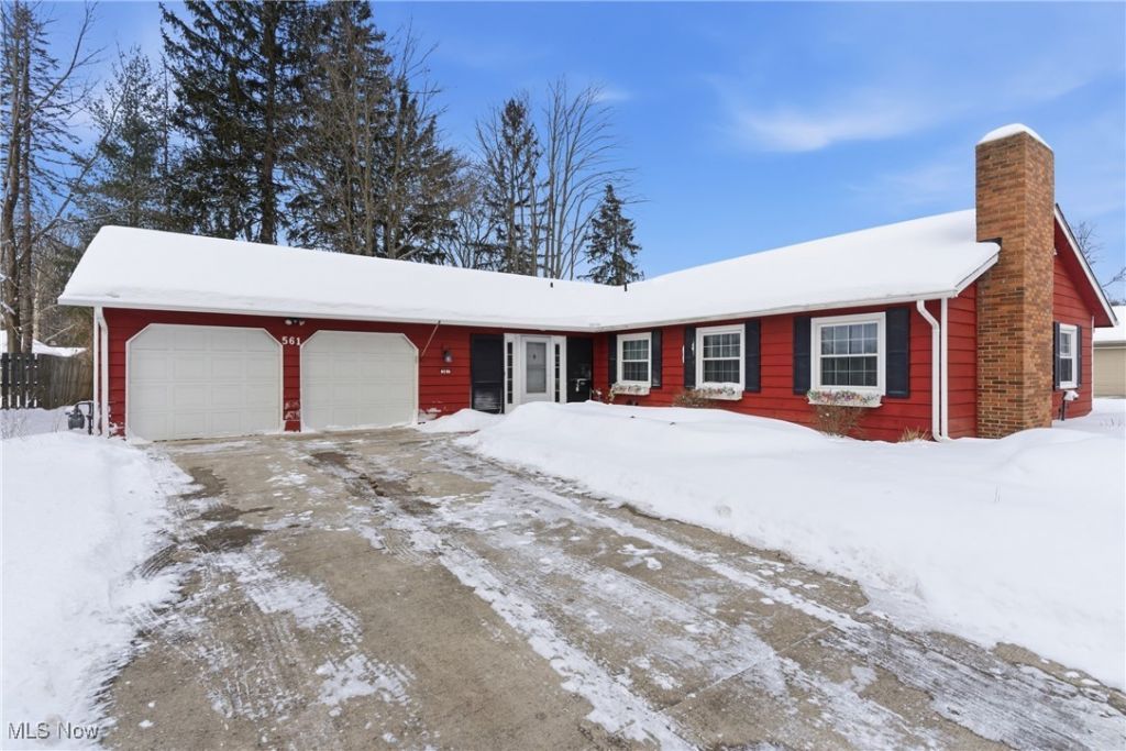 561 Brigton Drive, Berea, OH 44017 Main Photo