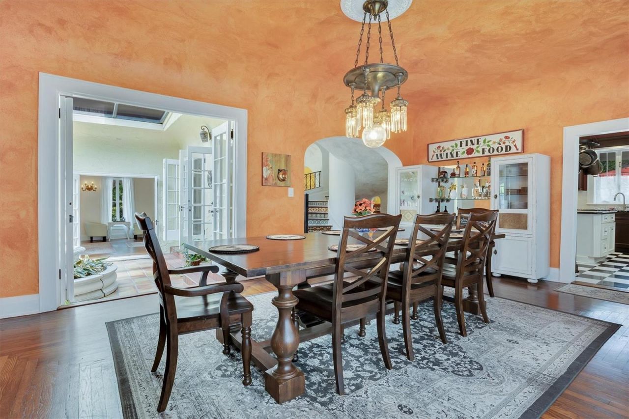 845 E Edgewood Drive, Lakeland, FL 33803 Photo