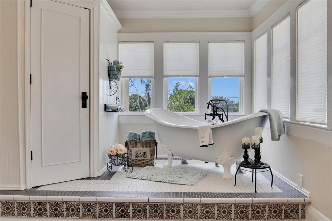 845 E Edgewood Drive, Lakeland, FL 33803 Photo