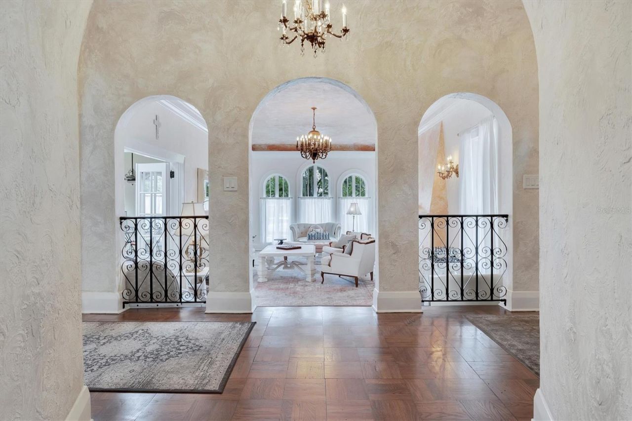 845 E Edgewood Drive, Lakeland, FL 33803 Photo