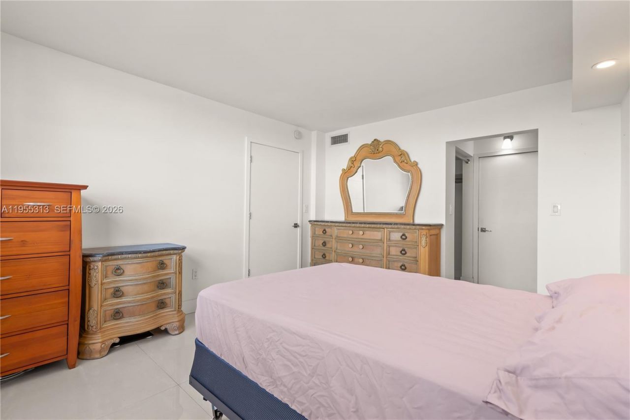 2861 Leonard Dr, Unit F311, Aventura, FL 33160 Photo