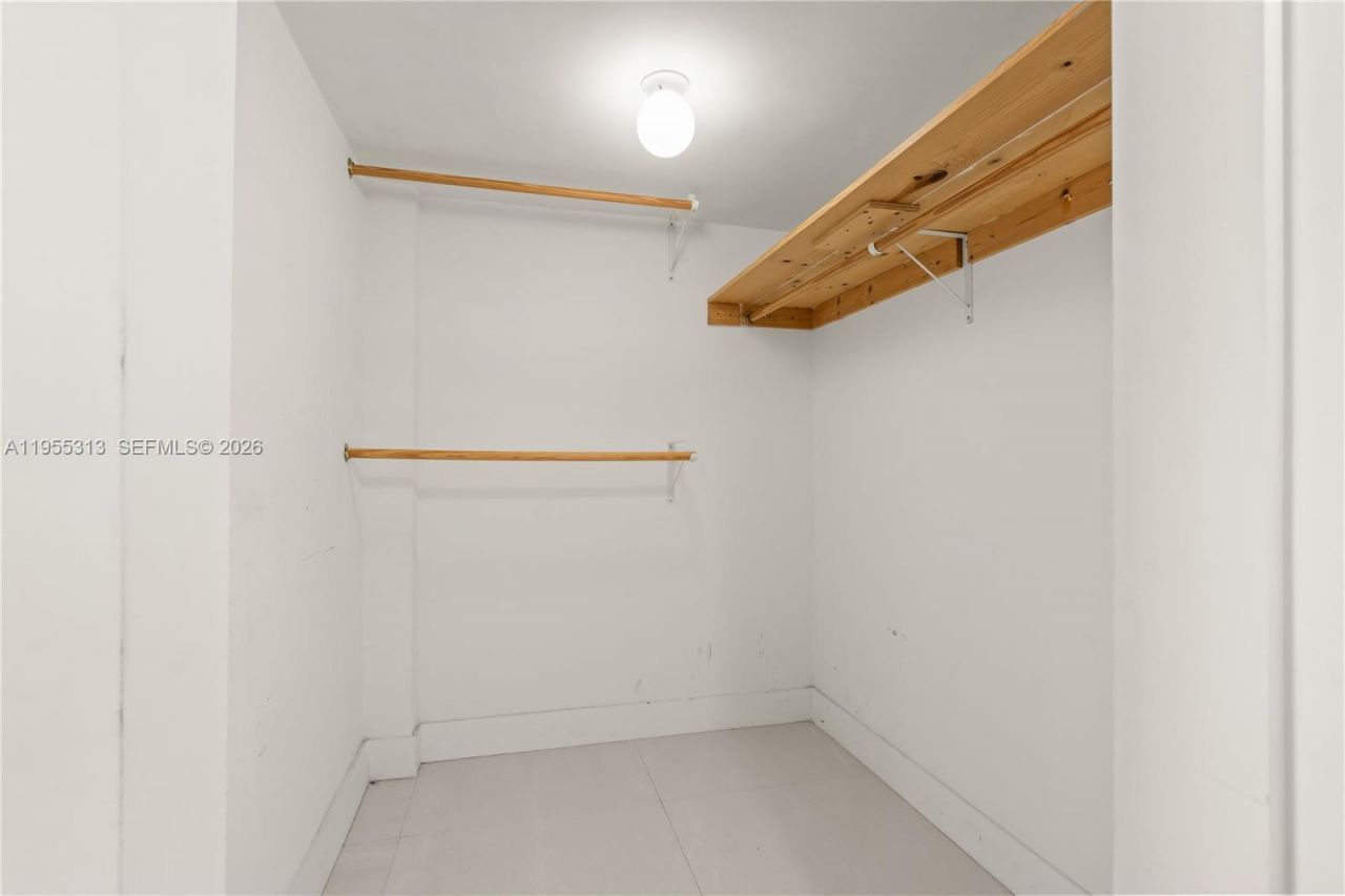 2861 Leonard Dr, Unit F311, Aventura, FL 33160 Photo