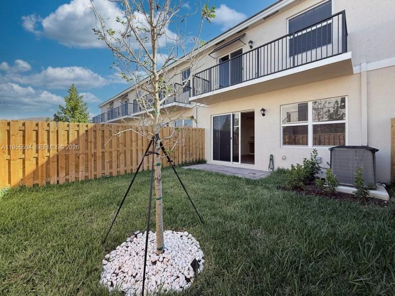 184 NE 13th Ter, Homestead, FL 33033 Photo