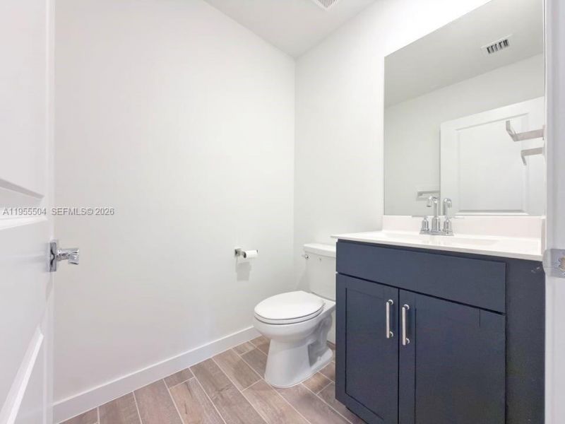 184 NE 13th Ter, Homestead, FL 33033 Photo