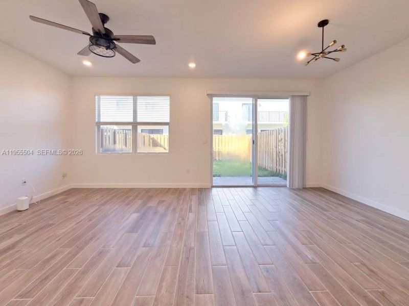 184 NE 13th Ter, Homestead, FL 33033 Photo