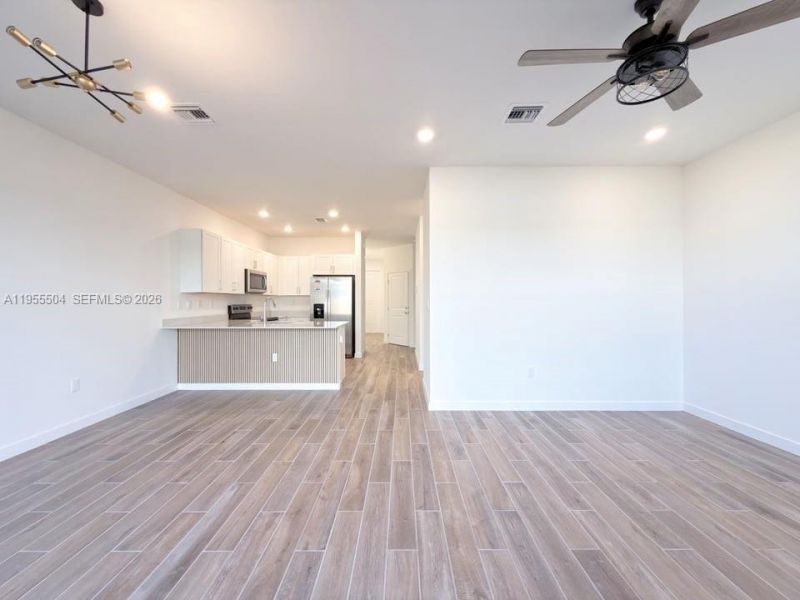 184 NE 13th Ter, Homestead, FL 33033 Photo