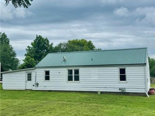 320 W Elm Street , Palmyra, MO 63461