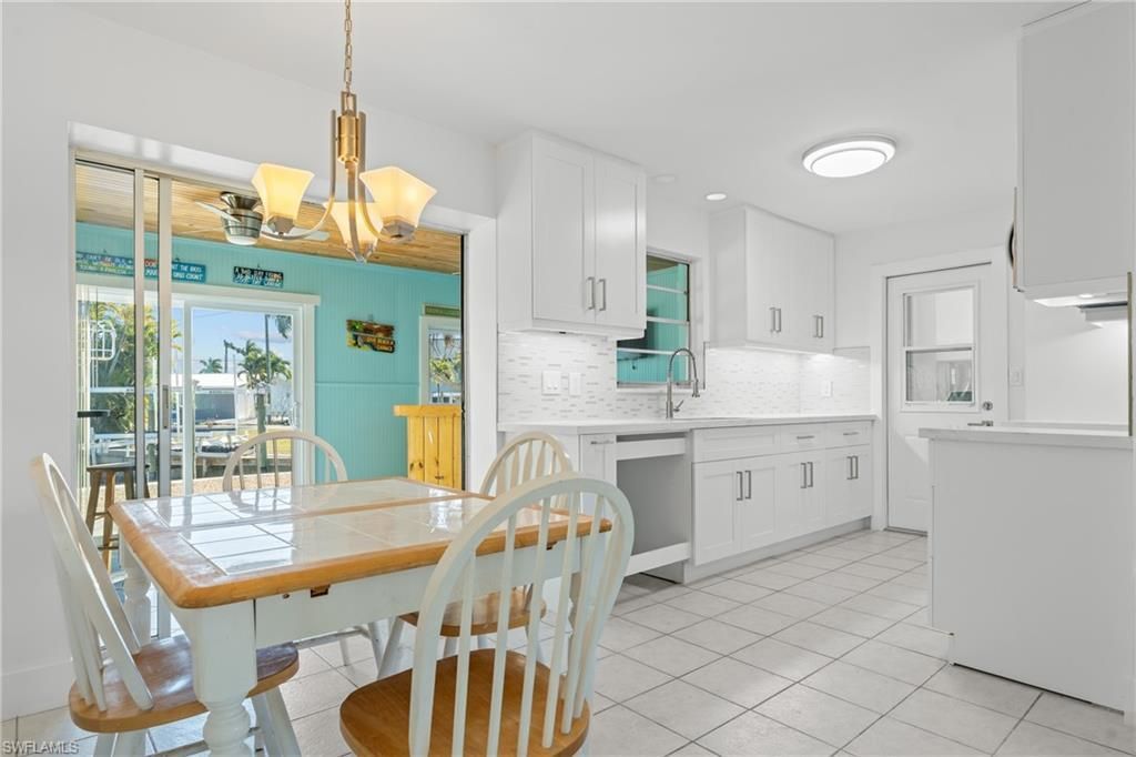 11828 Island Ave, Matlacha, FL 33993 Photo