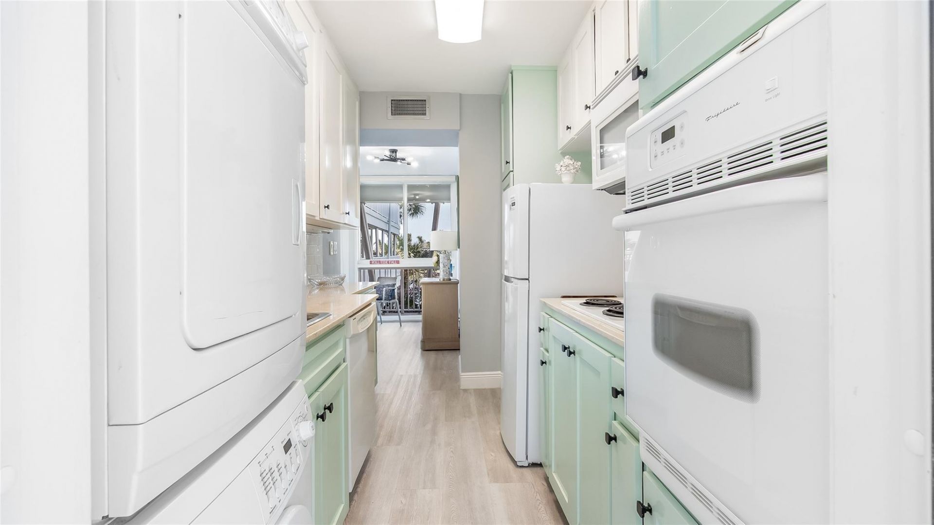 1221 Hillsboro Mile, Unit 39B, Hillsboro Beach, FL 33062 Photo