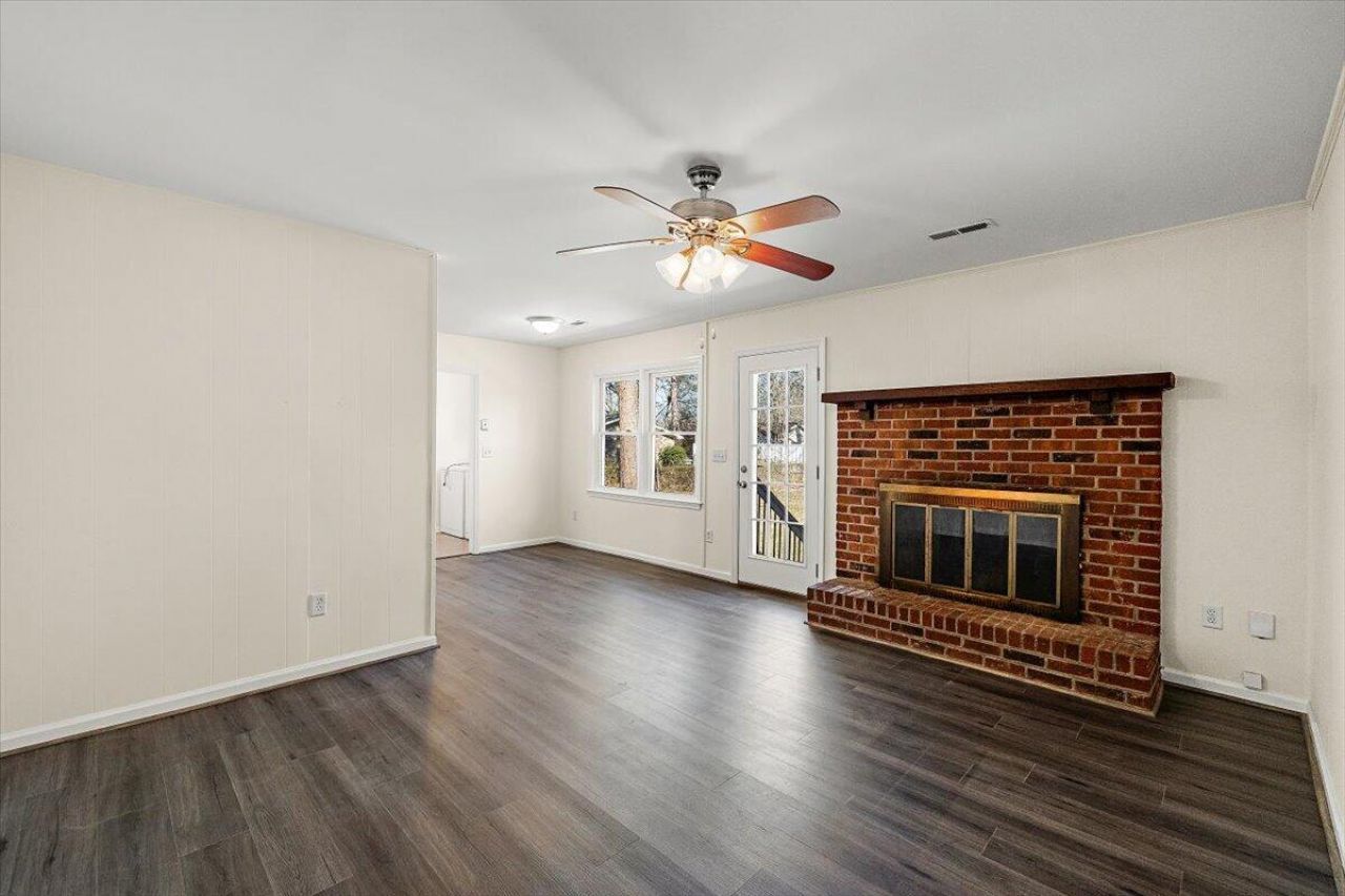 158 Westminster Boulevard Photo 12