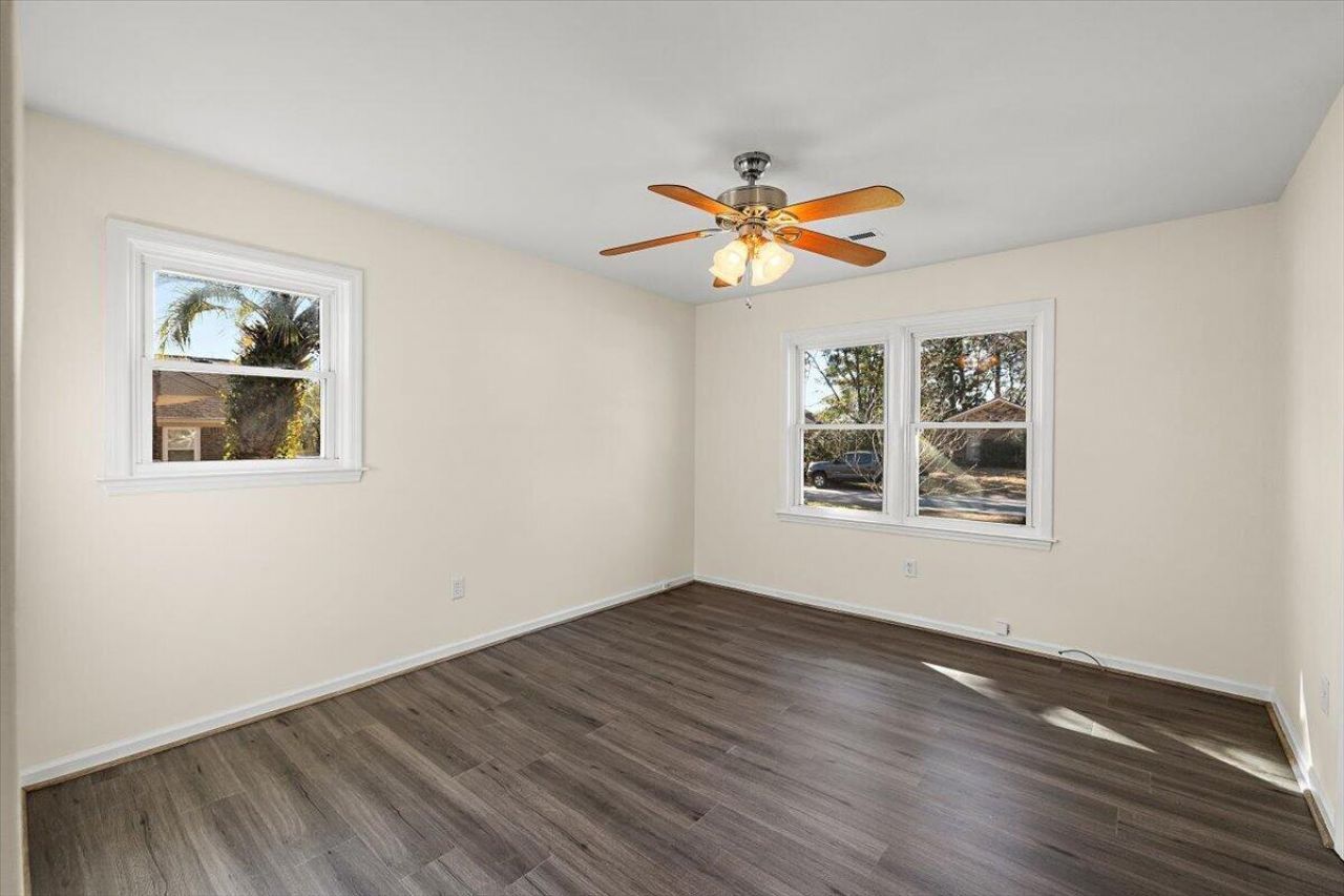 158 Westminster Boulevard Photo 14