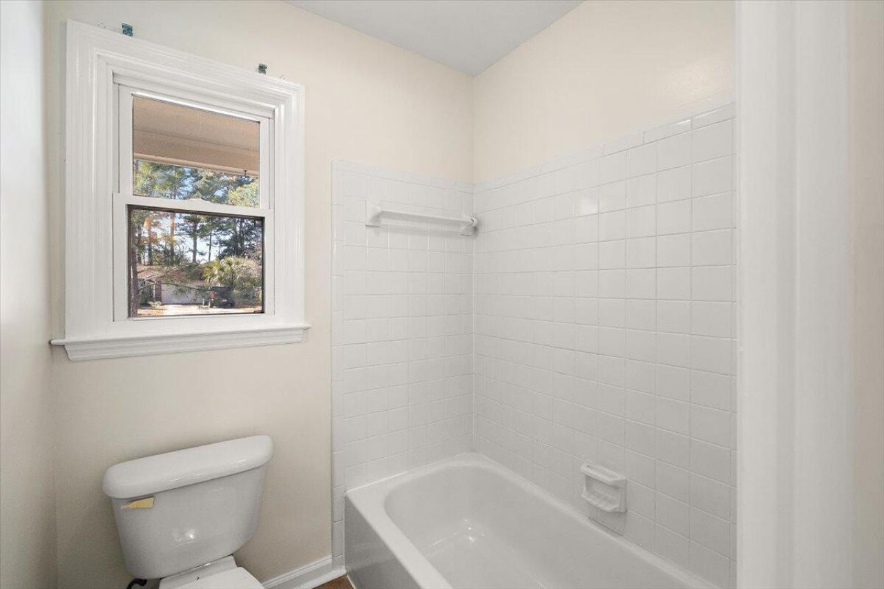 158 Westminster Boulevard Photo 16