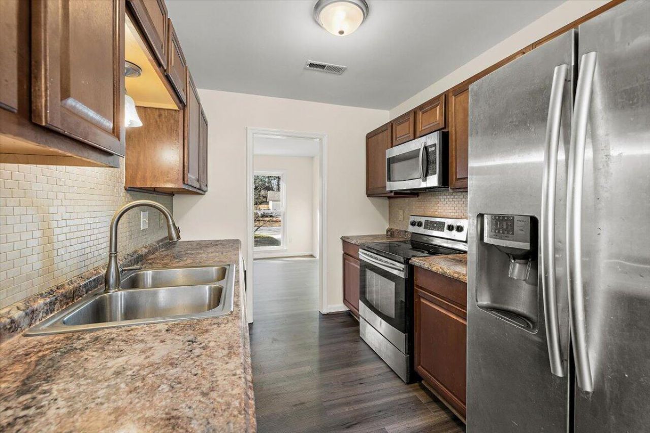 158 Westminster Boulevard Photo 8