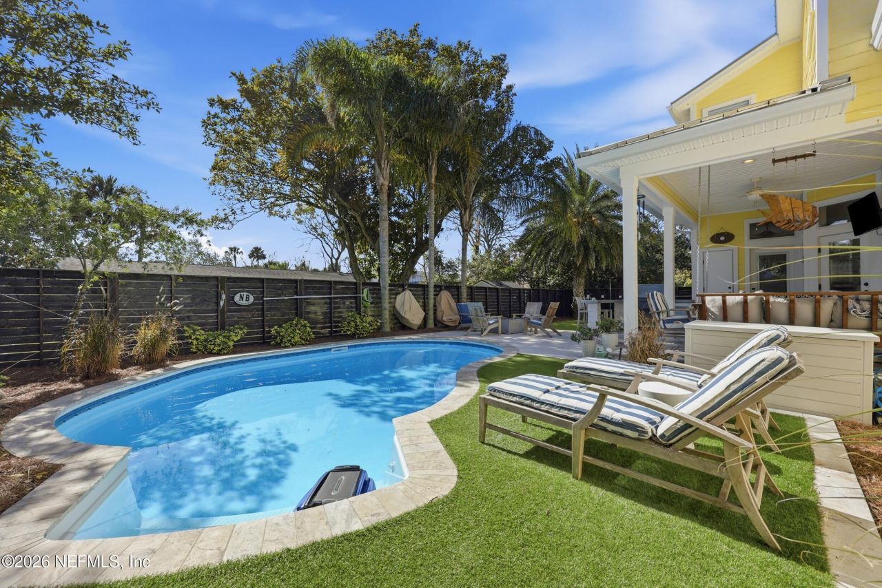 527 Florida Boulevard, Neptune Beach, FL 32266 Photo