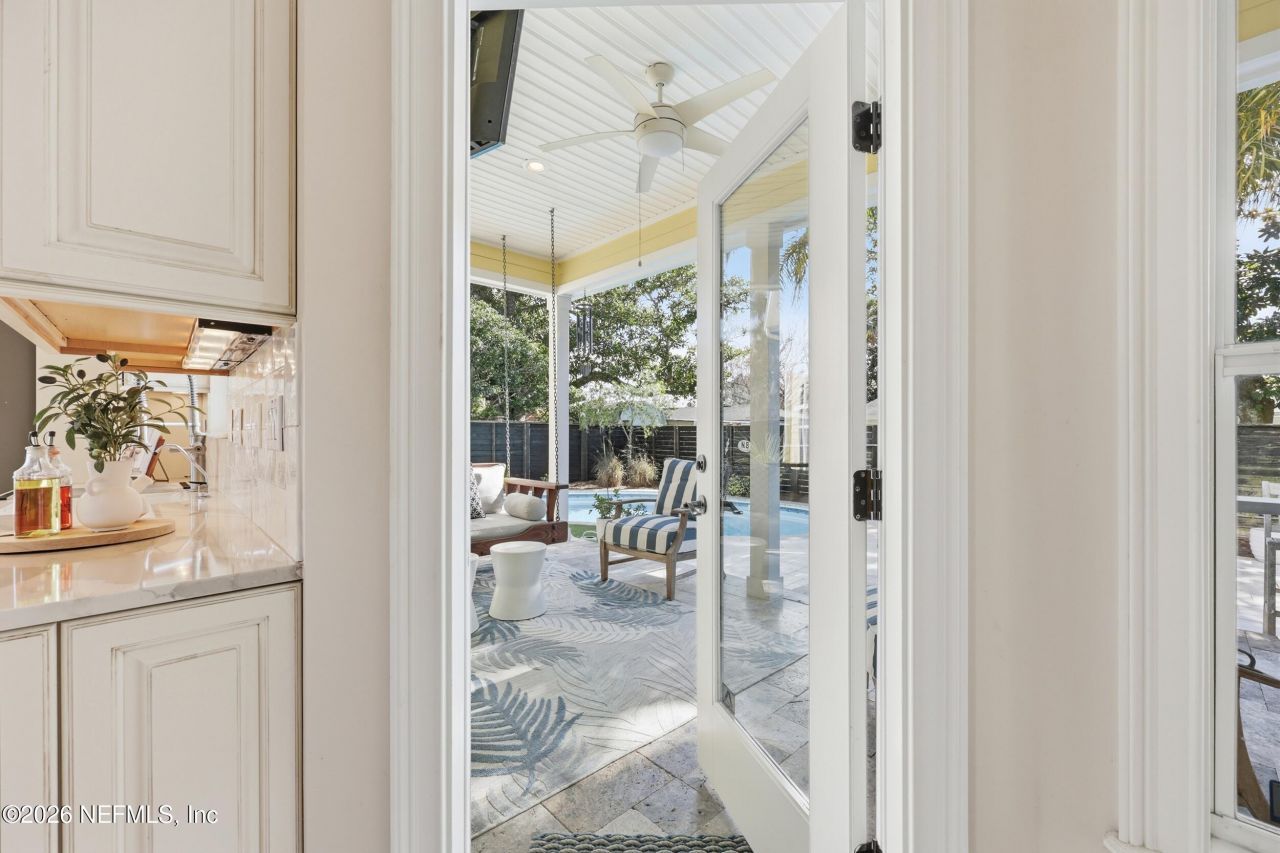 527 Florida Boulevard, Neptune Beach, FL 32266 Photo