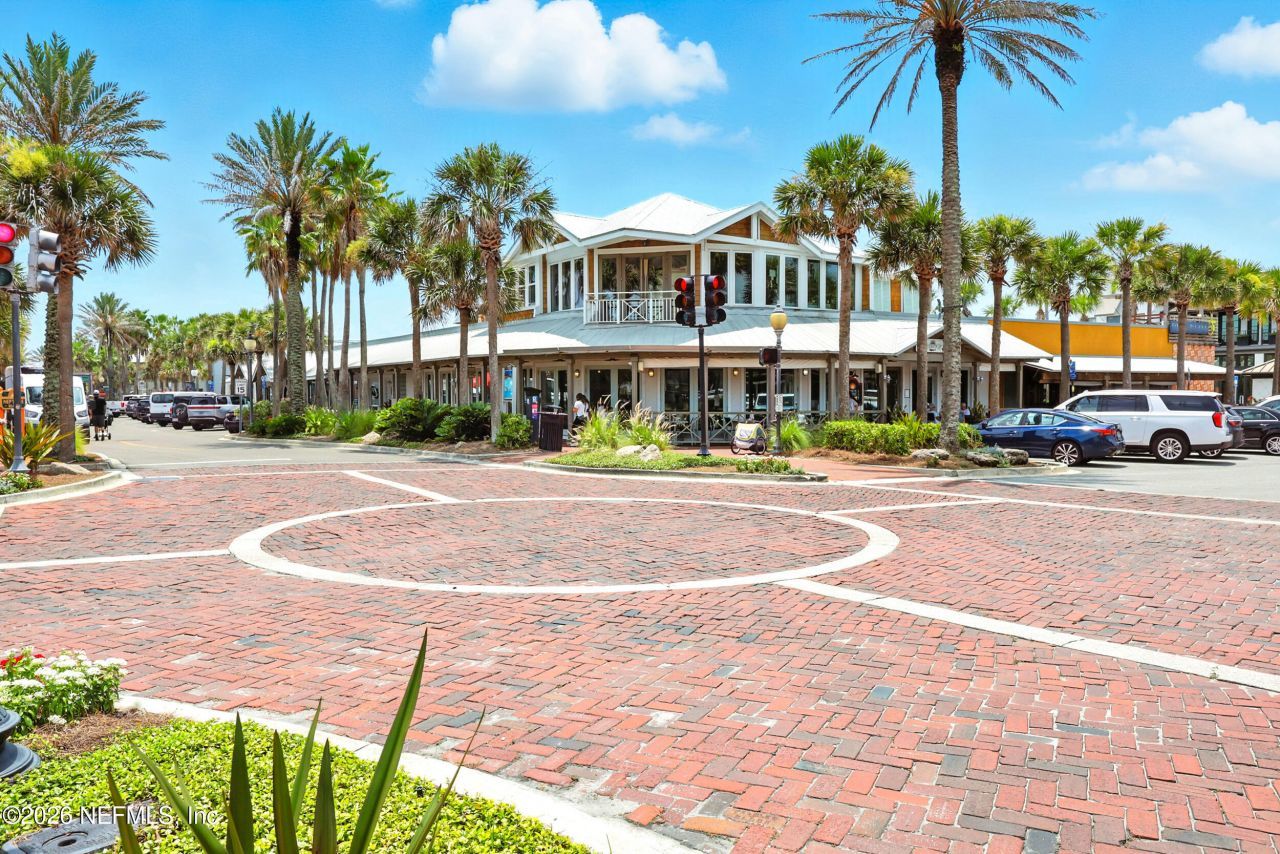 527 Florida Boulevard, Neptune Beach, FL 32266 Photo