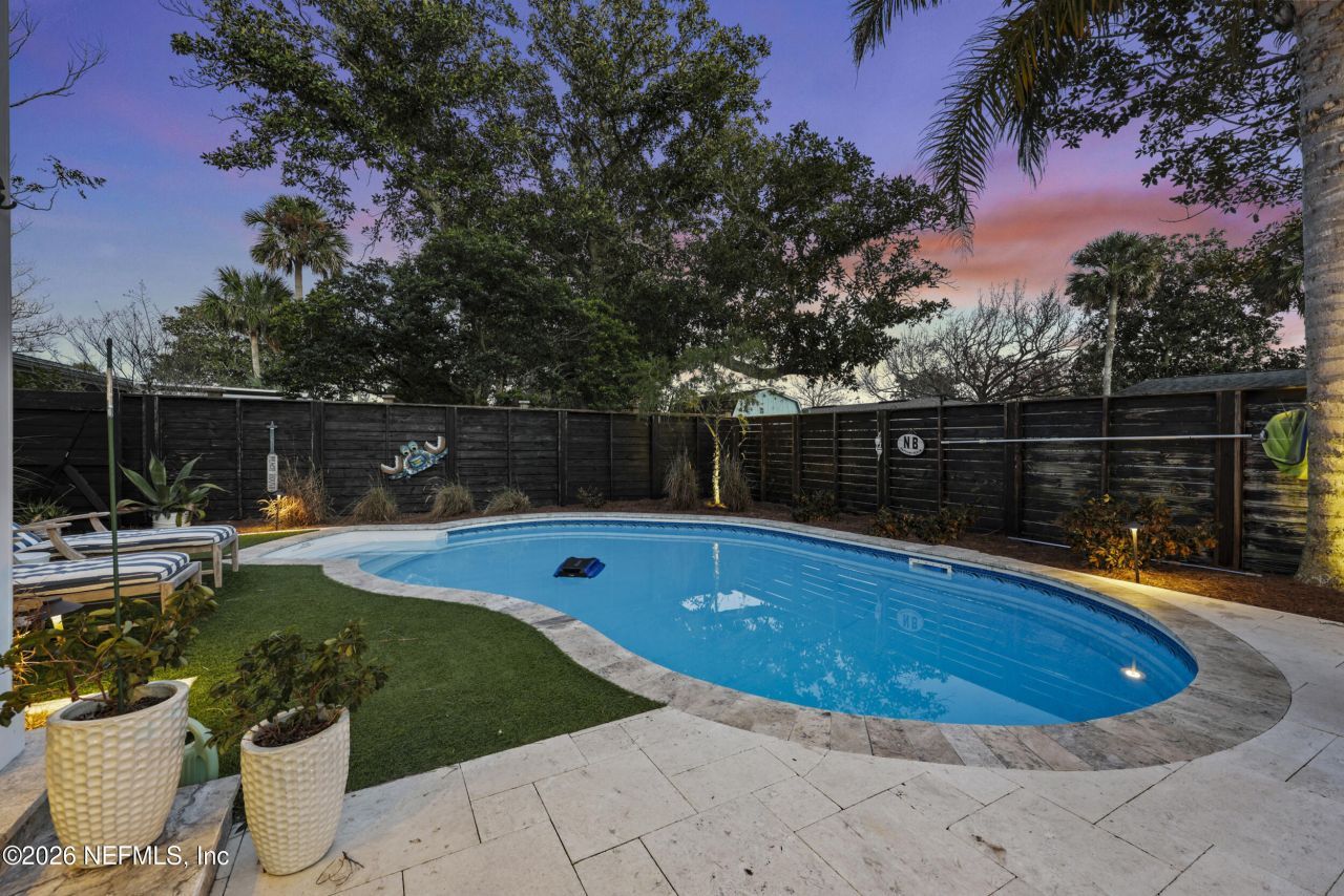 527 Florida Boulevard, Neptune Beach, FL 32266 Photo