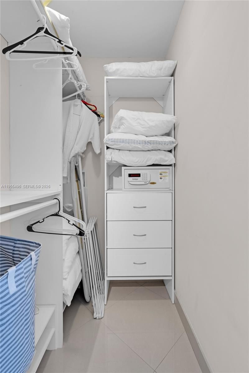 2301 Collins Ave , Unit 1006, Miami Beach, FL 33139 Photo