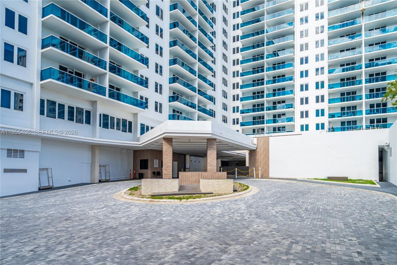 2301 Collins Ave , Unit 1006, Miami Beach, FL 33139 Photo