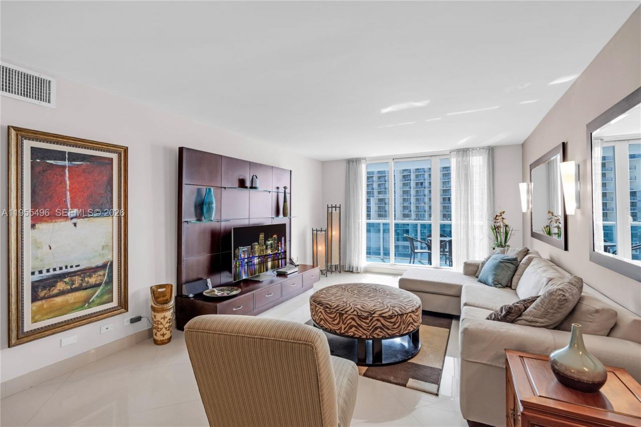 2301 Collins Ave , Unit 1006, Miami Beach, FL 33139 Photo