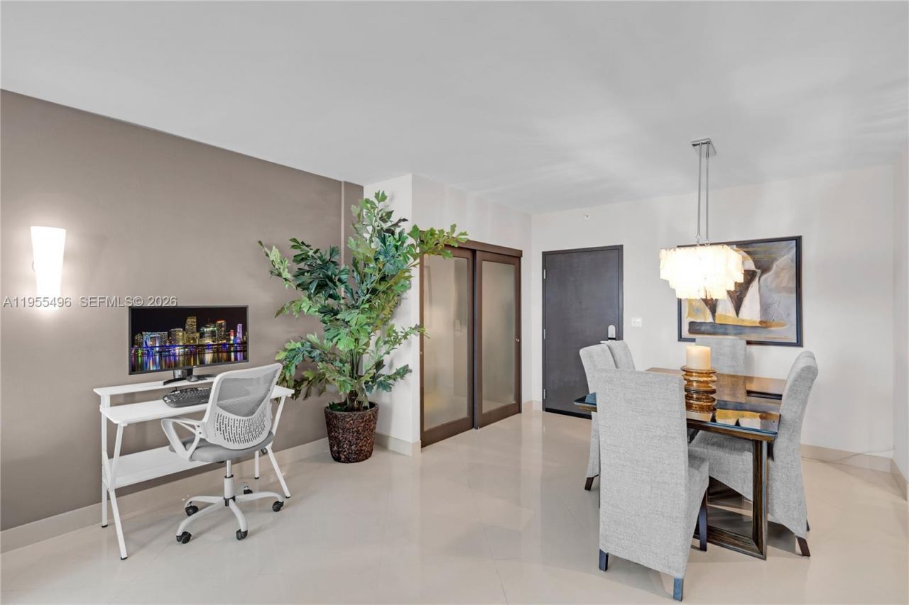 2301 Collins Ave , Unit 1006, Miami Beach, FL 33139 Photo