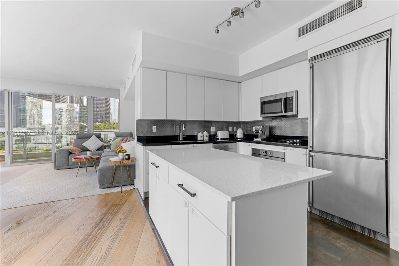 92 SW 3rd St , Unit 1201, Miami, FL 33130 Photo