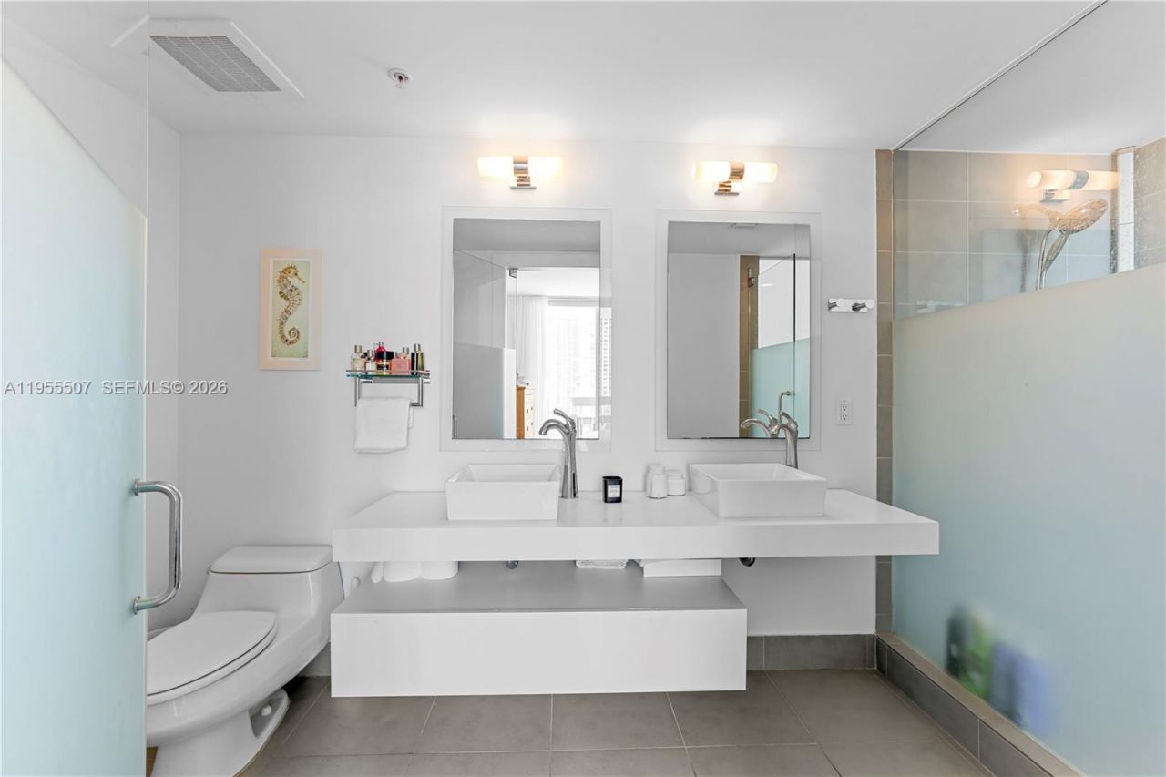 92 SW 3rd St , Unit 1201, Miami, FL 33130 Photo