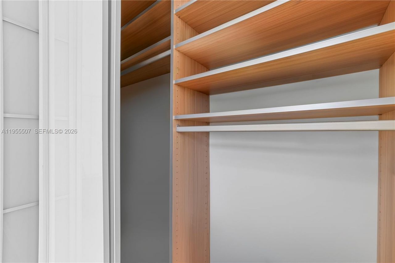 92 SW 3rd St , Unit 1201, Miami, FL 33130 Photo