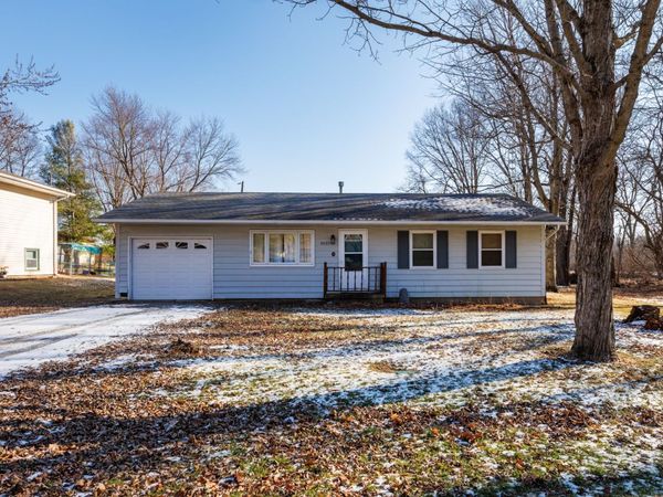 8021 Pine Avenue, Downs, IL 61736