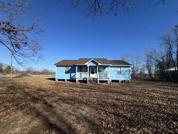 969 Porter Rd, Columbus, MS 39701