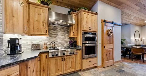 1774 Nadowa Street, South Lake Tahoe, CA 96150 Photo