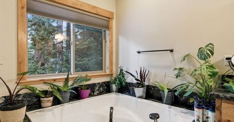 1774 Nadowa Street, South Lake Tahoe, CA 96150 Photo