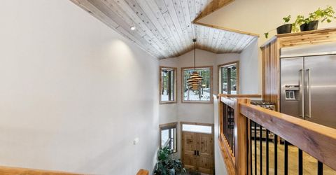1774 Nadowa Street, South Lake Tahoe, CA 96150 Photo