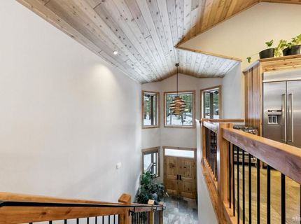 1774 Nadowa Street, South Lake Tahoe, CA 96150 Photo