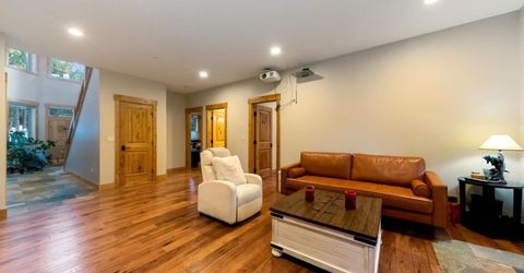 1774 Nadowa Street, South Lake Tahoe, CA 96150 Photo