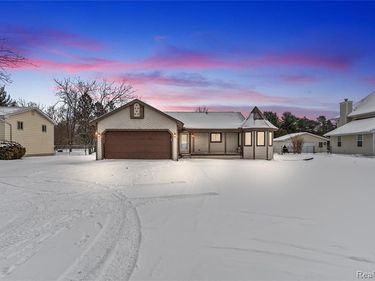 11096 N Jennings Road, Vienna Twp, MI 48420