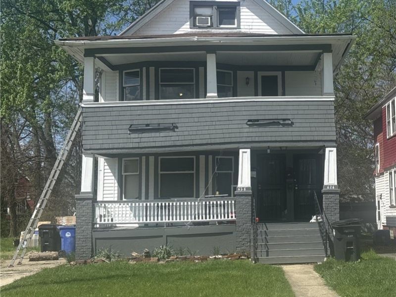 626 E 130th Street, Cleveland, OH 44108 Photo 1