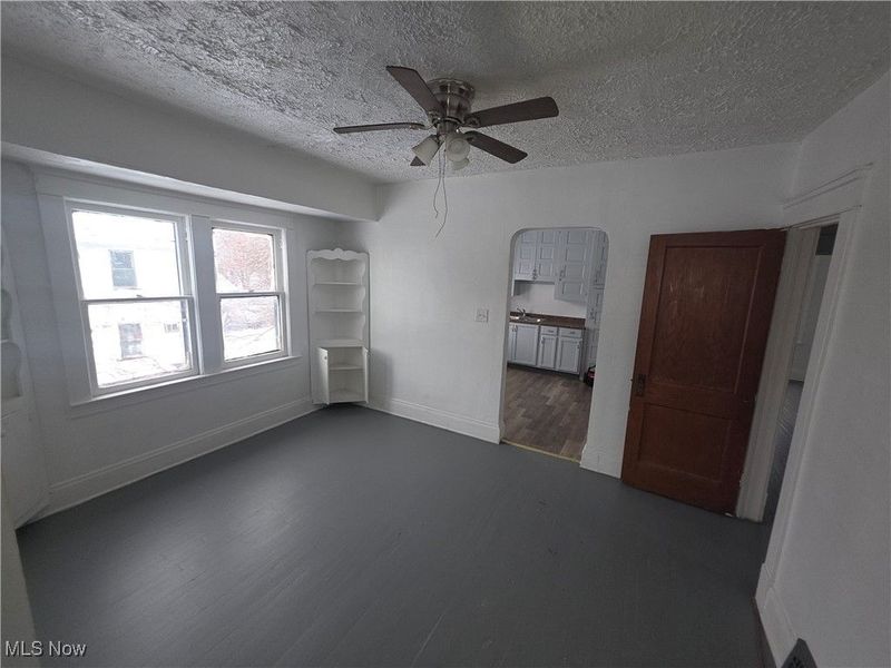 626 E 130th Street, Cleveland, OH 44108 Photo 10